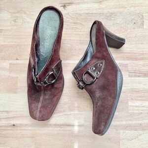 Chocolate Brown suede ankle mule Aerosoles Size 6.5